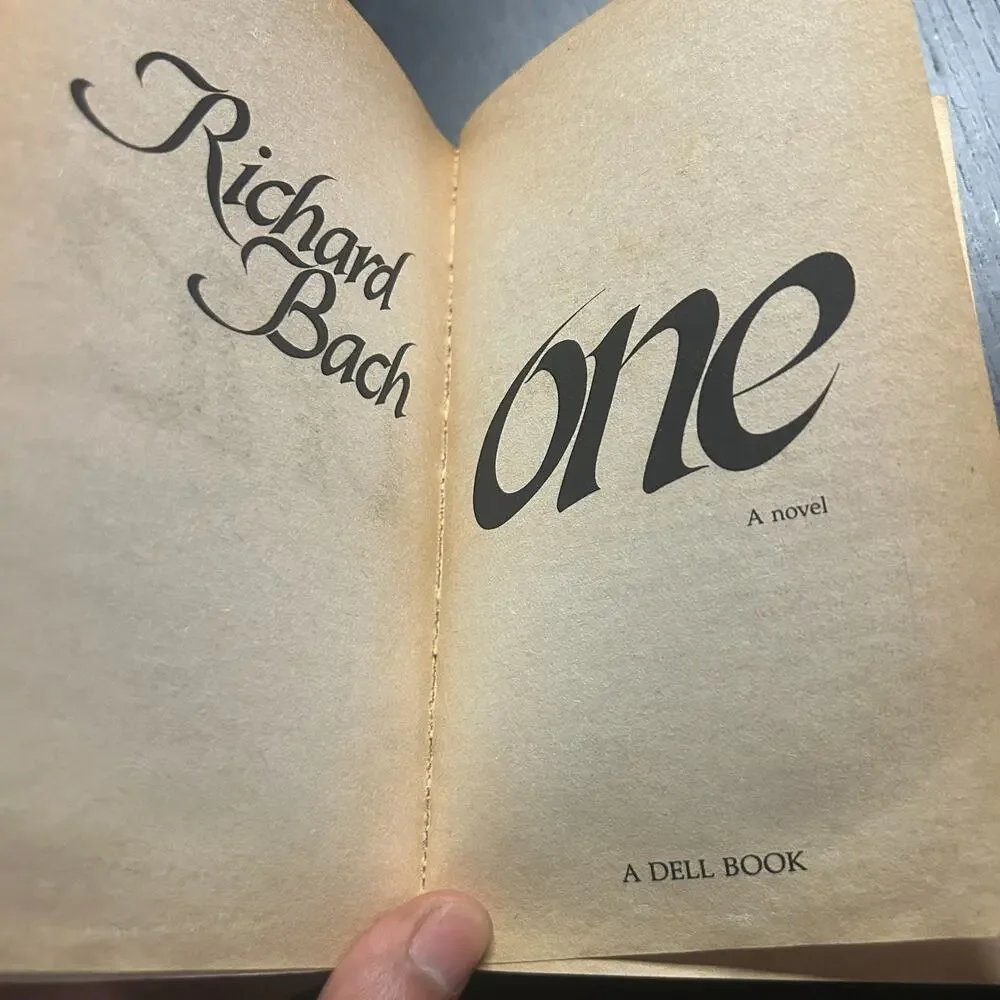 One: A Novel - 9780440205623, paperback, Richard Bach